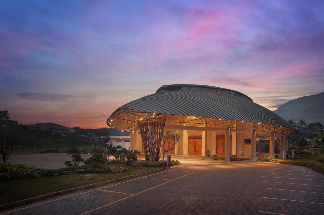 The Wujil Resort & Conventions Semarang Exteriör bild