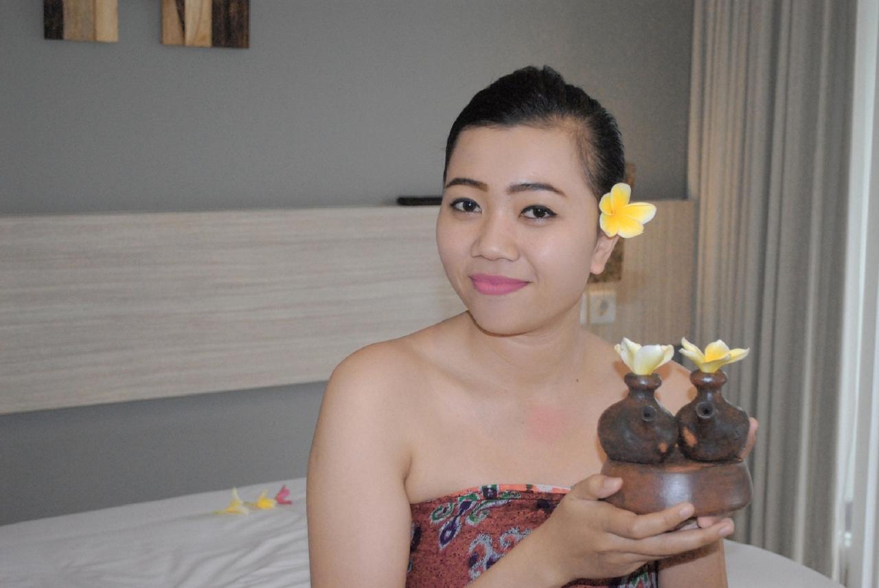 The Wujil Resort & Conventions Semarang Exteriör bild